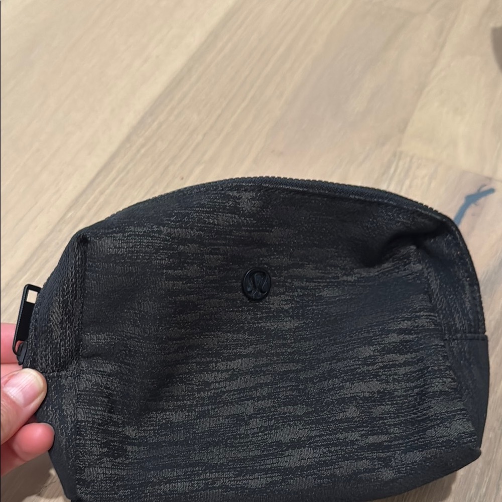 lululemon athletica Black Toiletry Bag Durable . SMALL
